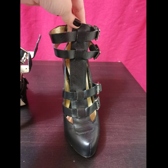 Black leather heels - Picture 4 of 5